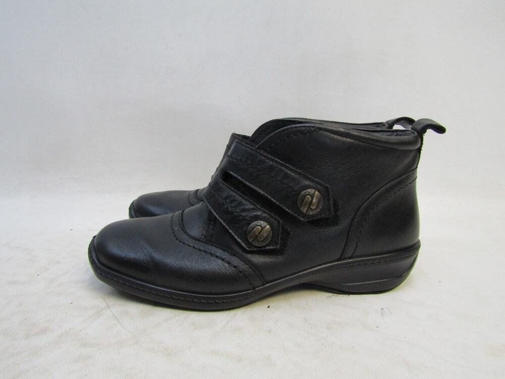 Hotter Womens Size 7.5 M Black Leather Strap Ankle Fashion Boots Bootie